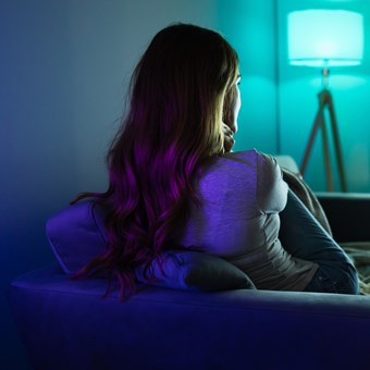 Sylvania ToLEDo Retro RGBW LED-älylamppu E27 6,3W 2700–6500K – värit + himmennettävä